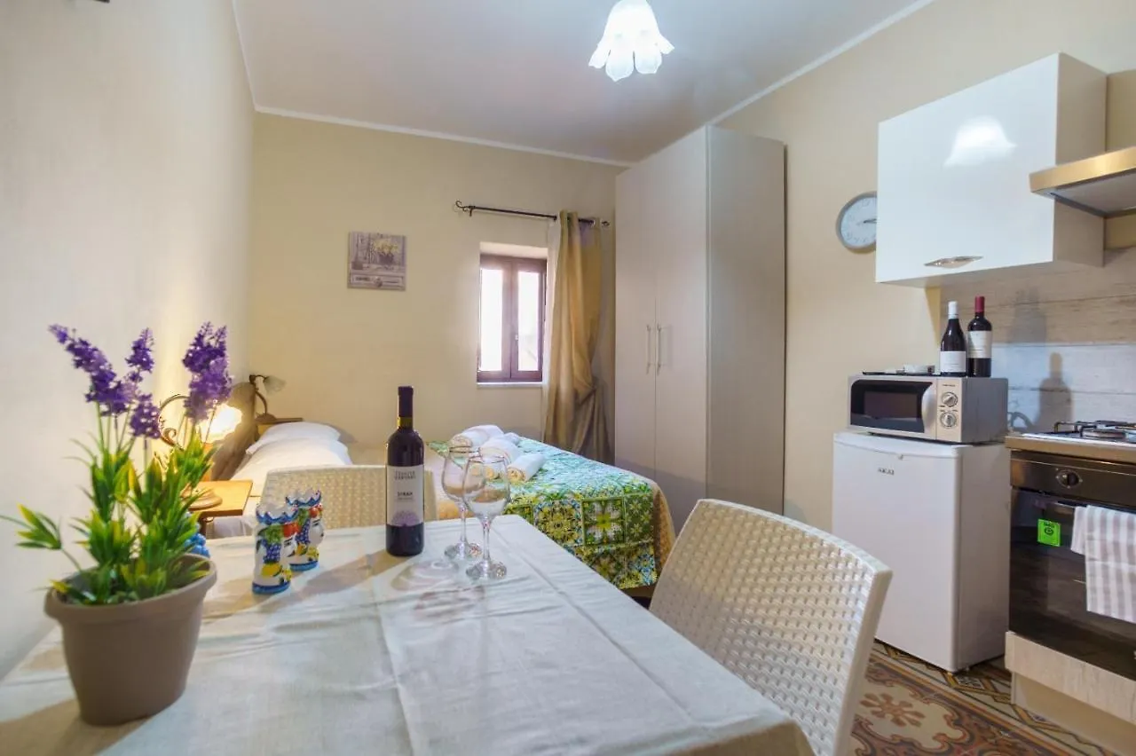 Domus Aurea Apartment Cefalù