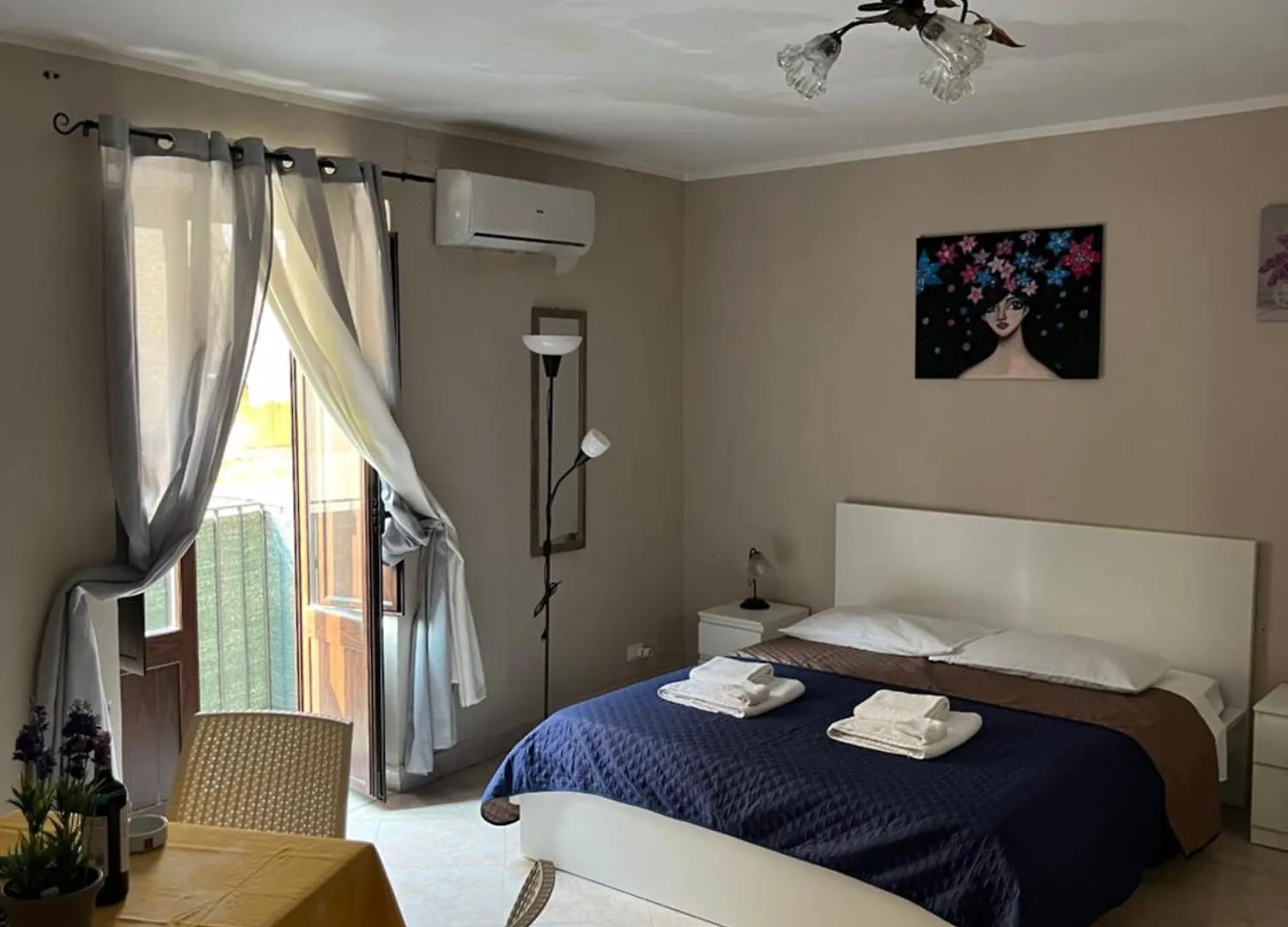 Domus Aurea Apartment Cefalù