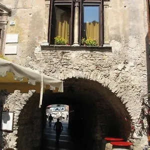 palazzo-fregoso-garda.hotelinveneto.com/